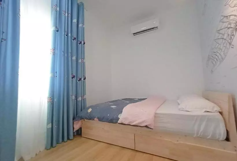 هتل Oyo 90188 Sibu Aeroplane Homestay2u