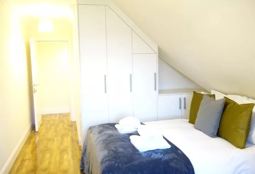 ホテル Rc Airport Rooms