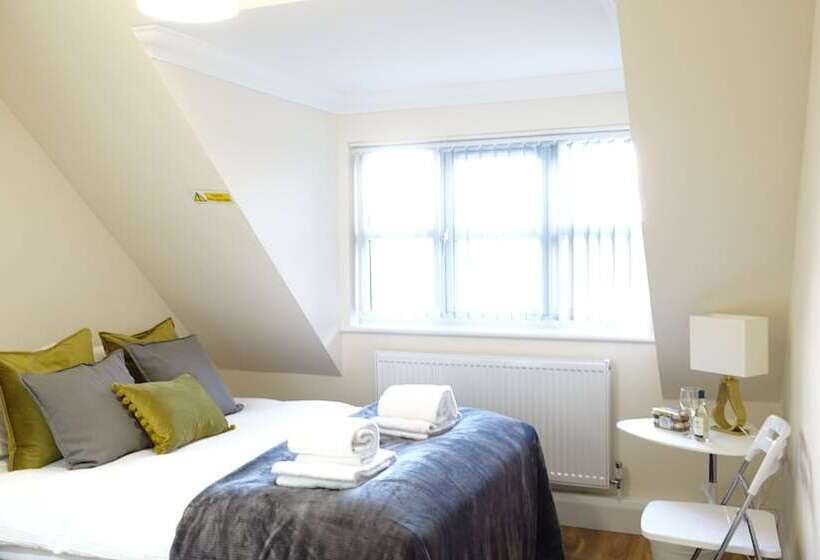 酒店 Rc Airport Rooms