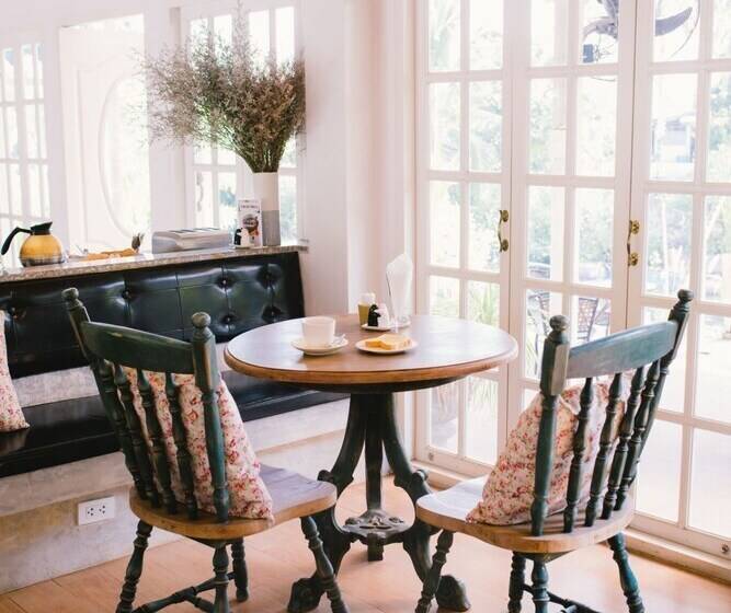 Отель Royal Princess City Lamphun