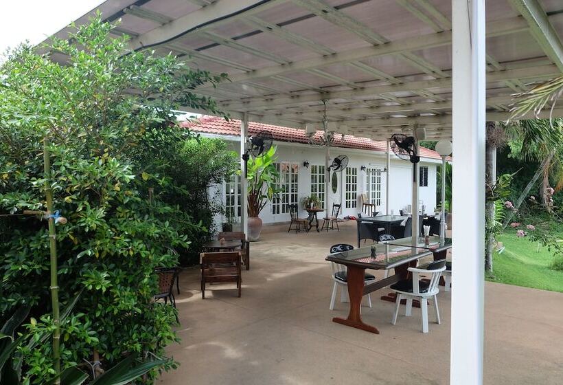 Отель Royal Princess City Lamphun