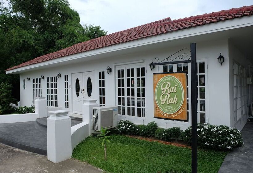 Отель Royal Princess City Lamphun