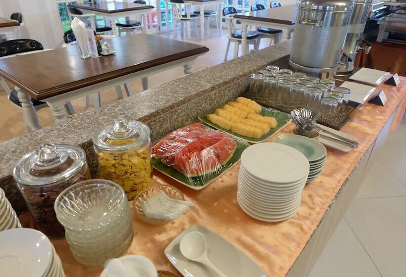 Отель Royal Princess City Lamphun