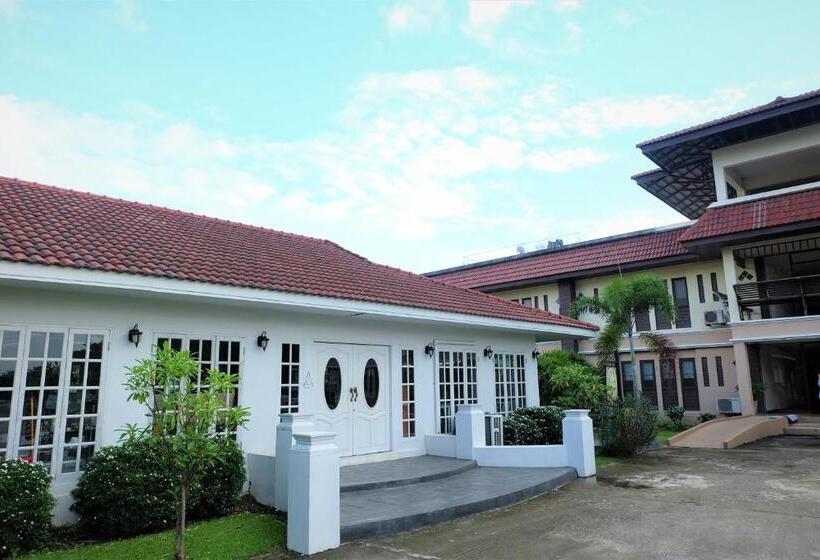 Отель Royal Princess City Lamphun