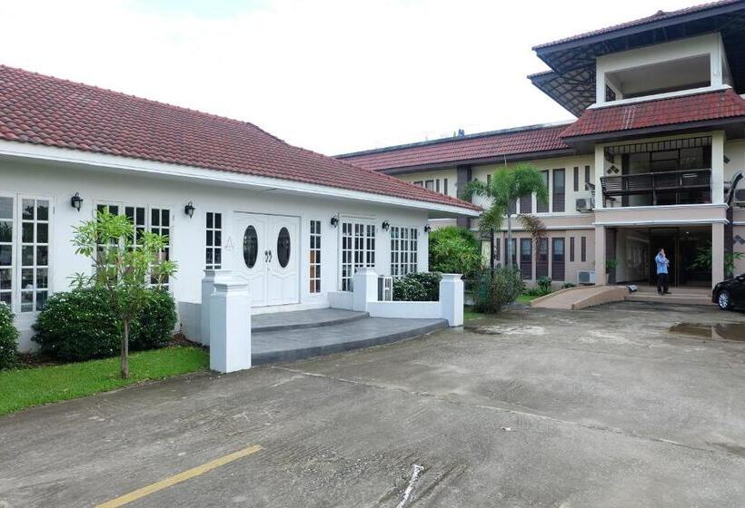 Отель Royal Princess City Lamphun