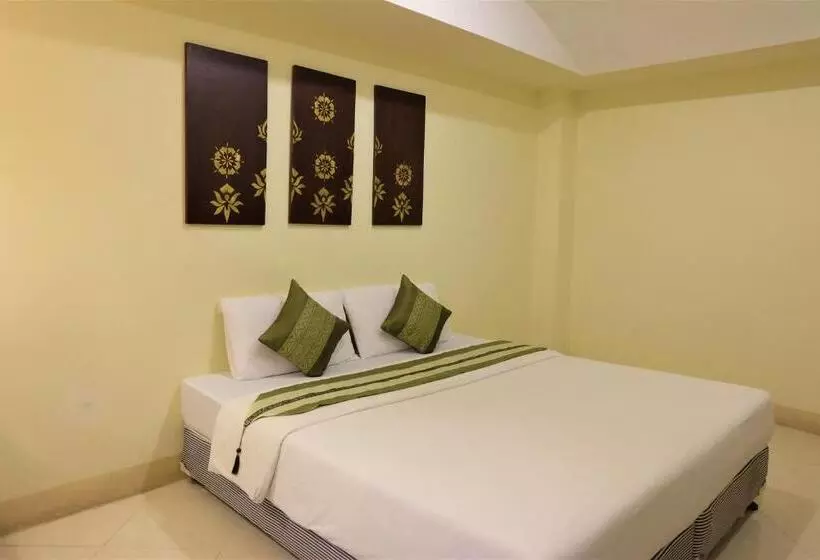 هتل Royal Princess City Lamphun