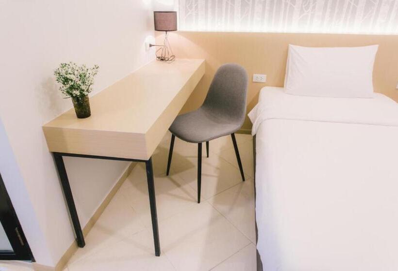 Отель Royal Princess City Lamphun