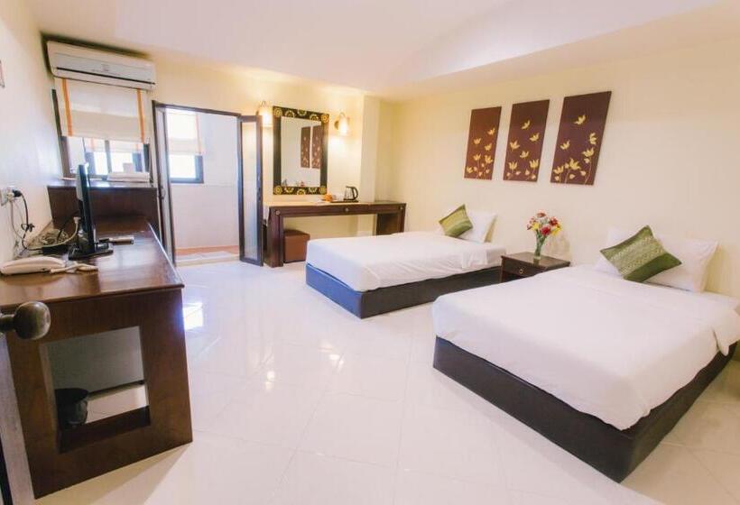 Отель Royal Princess City Lamphun