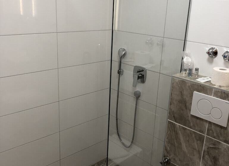 בית מלון כפרי Sej Sandzak