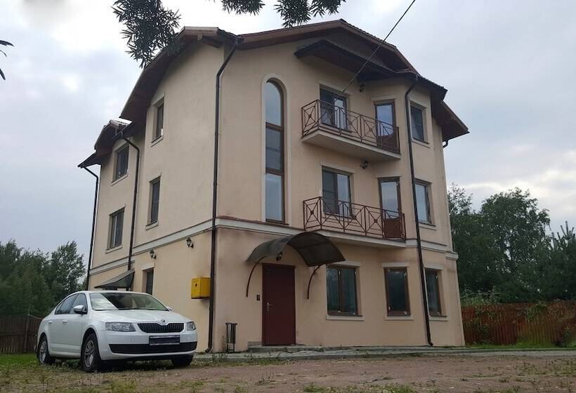 Mini Hotel Universitetskaya