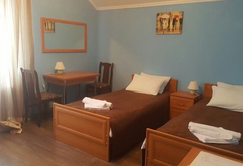 Mini Hotel Universitetskaya