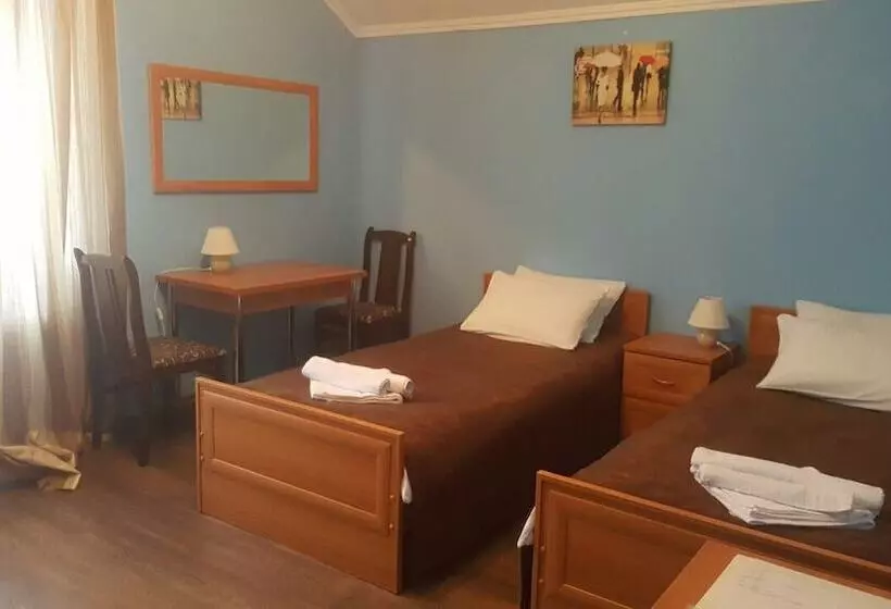 Mini Hotel Universitetskaya