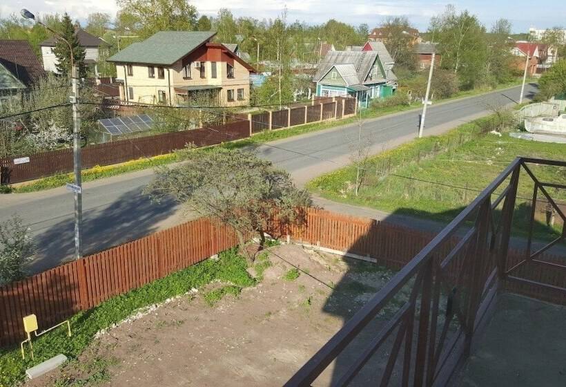 Mini Hotel Universitetskaya