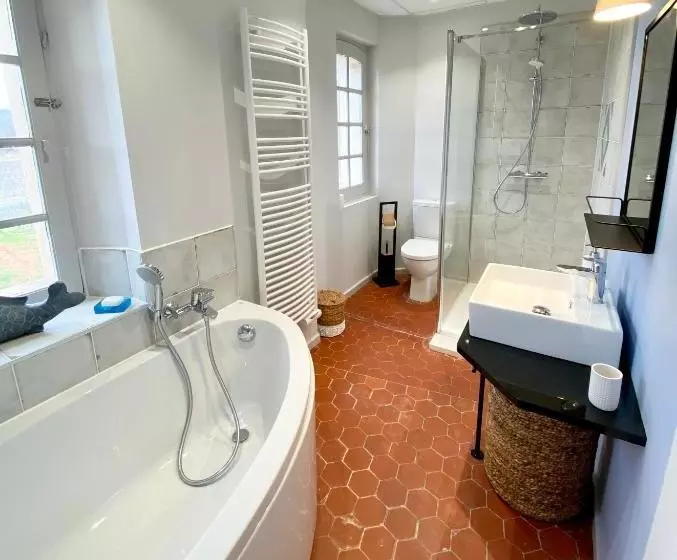 Aamiaismajoitus (B&B) Domaine Les Mûriers