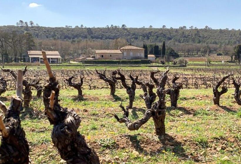 مبيت وإفطار Domaine Les Mûriers