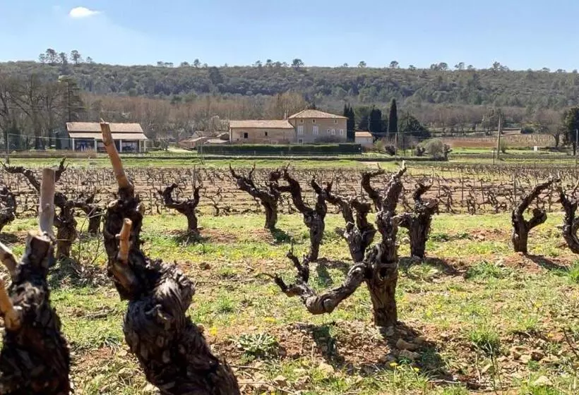 Aamiaismajoitus (B&B) Domaine Les Mûriers