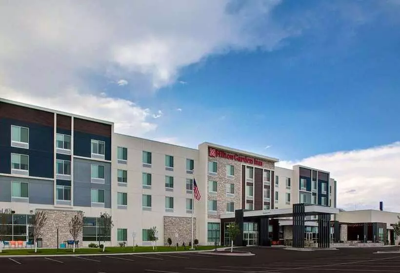 ホテル Hilton Garden Inn Cedar Rapids