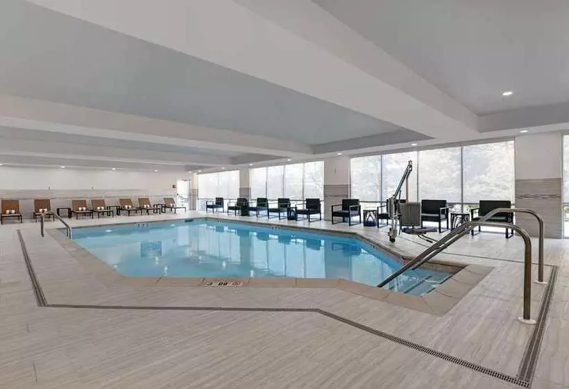 Hotelli Homewood Suites By Hilton Edison Woodbridge