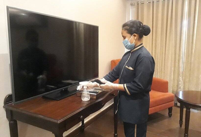 Hotel Manohari The Tea Retreat