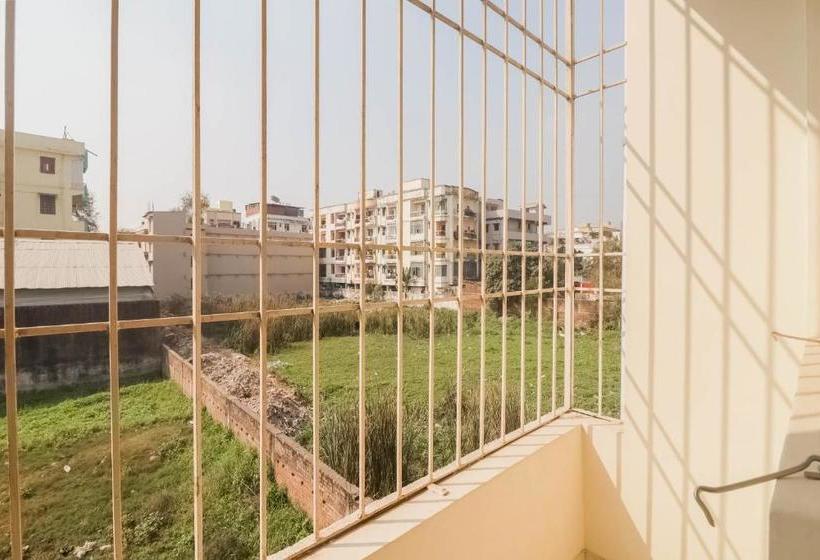 בית מלון כפרי Oyo 79008 Qualytics Inn