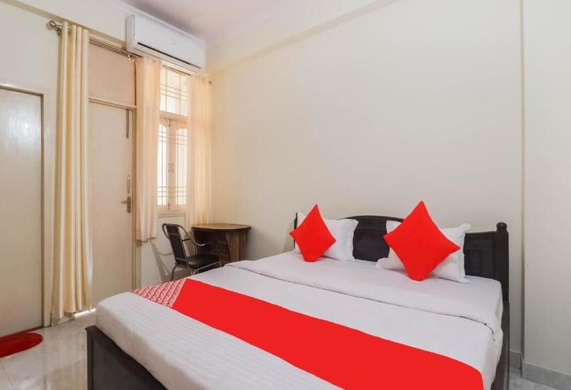 בית מלון כפרי Oyo 79008 Qualytics Inn