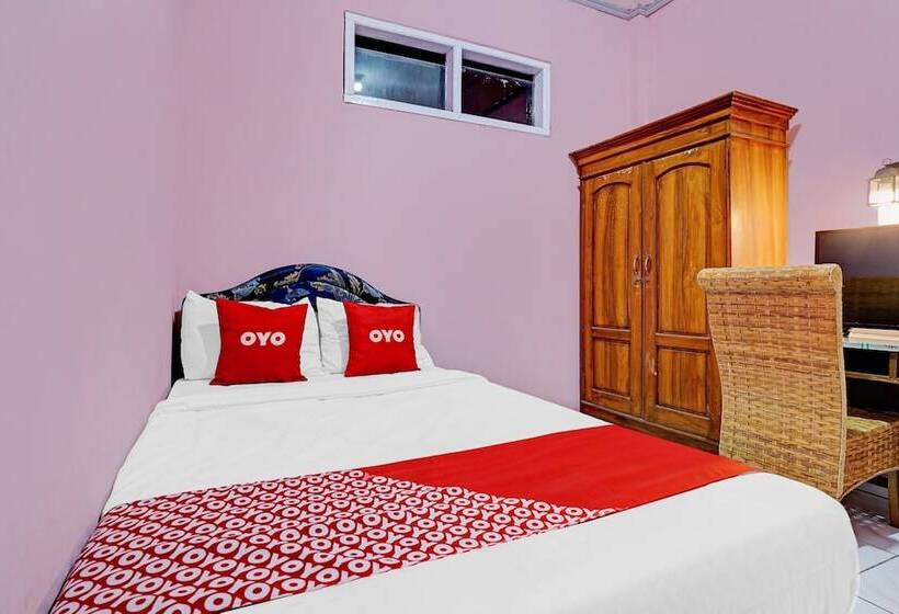 Szálloda Oyo 90289 Lestari Syariah Homestay