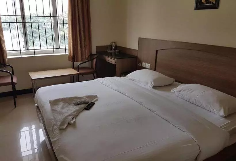 Hotelli Sk Residency