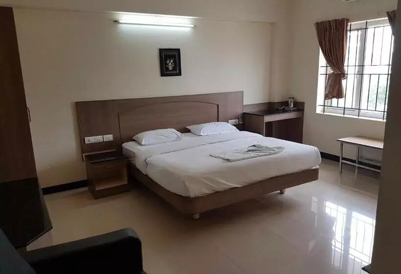 Hotelli Sk Residency