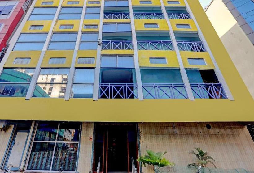 Hotel Spot On 78792 Moore Residency