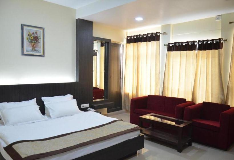 פנסיון Charulata The Boutique Guest House