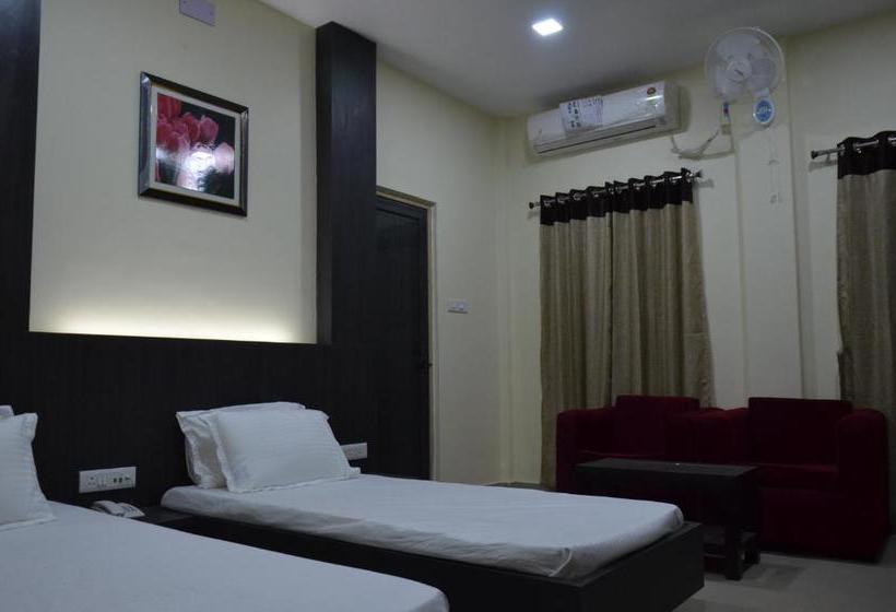 פנסיון Charulata The Boutique Guest House