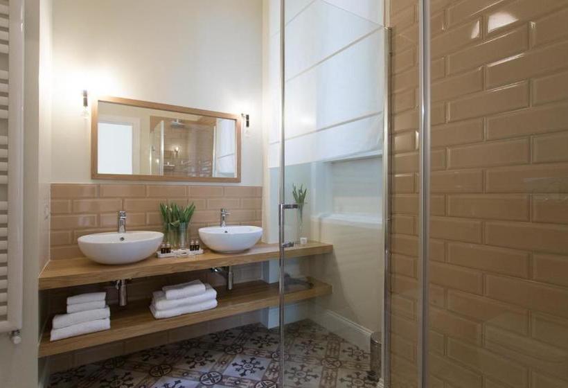 پانسیون Gmarconi Suites