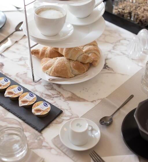 پانسیون Gmarconi Suites