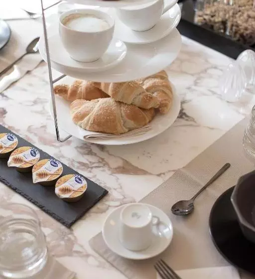 پانسیون Gmarconi Suites