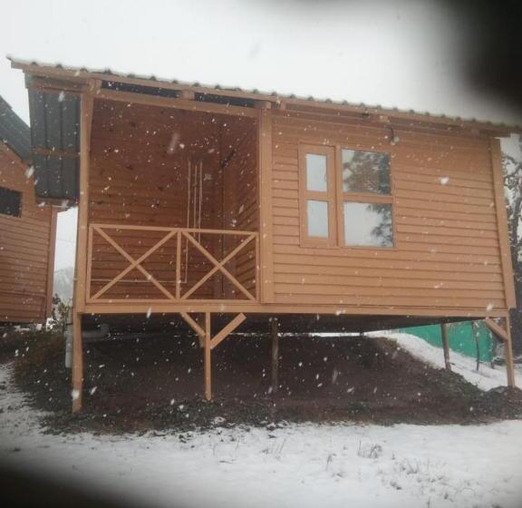 منتجع Golden Valley Cottages, Chail