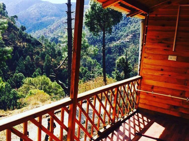 منتجع Golden Valley Cottages, Chail