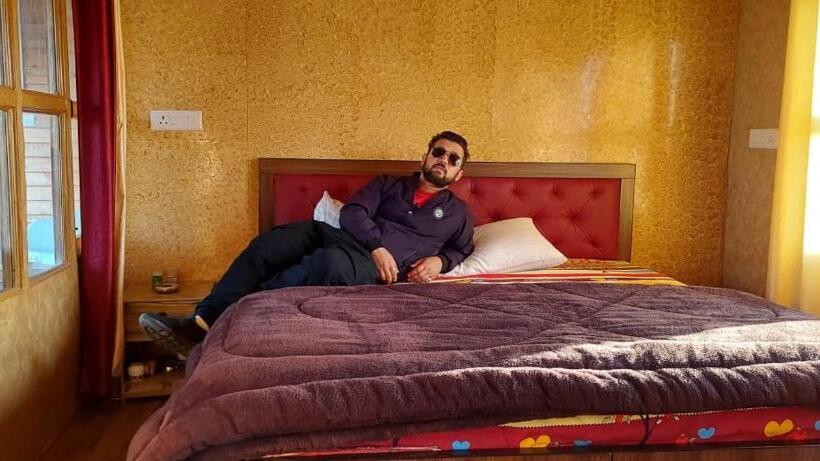 منتجع Golden Valley Cottages, Chail