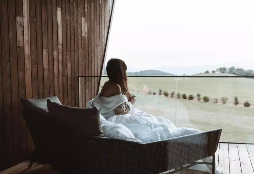 Aeon Hotel   Adults Only Bed & Breakfast