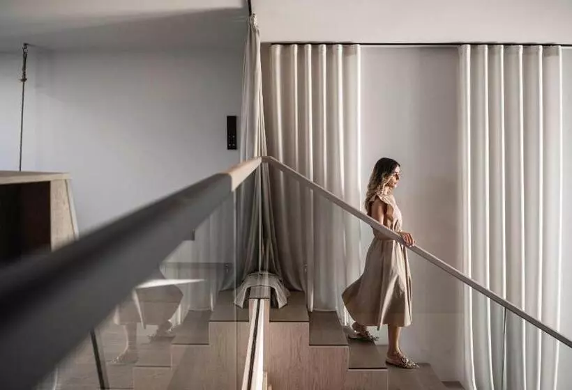 Aeon Hotel   Adults Only Bed & Breakfast