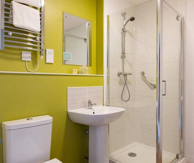 Hotel The Caledonian Claymore