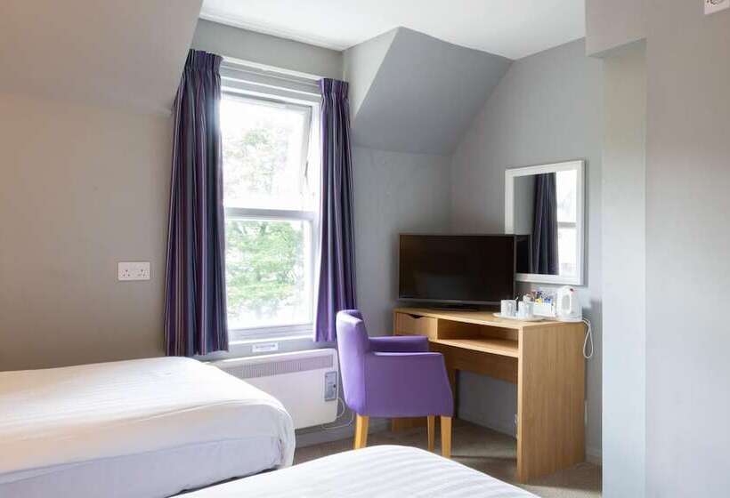 Hotel The Caledonian Claymore