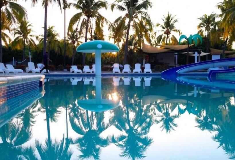 هتل Las Veraneras Villas & Resort