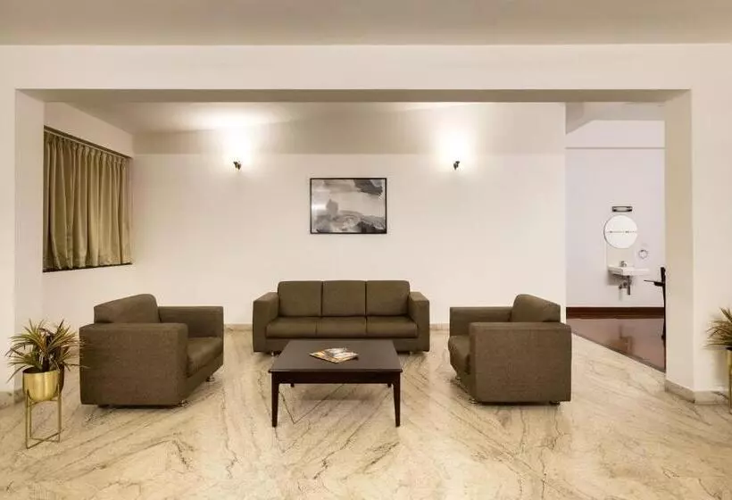 ホテル Paramount Suites & Service Apartments