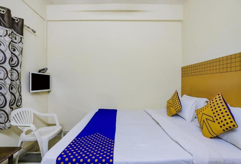 ホテル Spot On 77564  Shivang