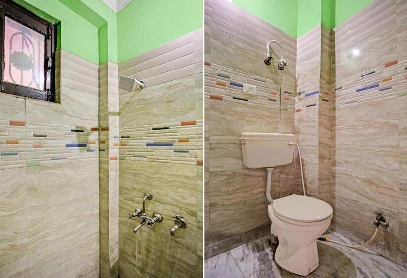 호텔 Spot On 78182 New Sundar