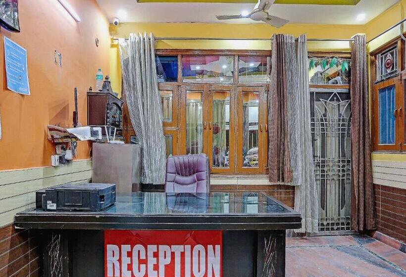 호텔 Spot On 78182 New Sundar