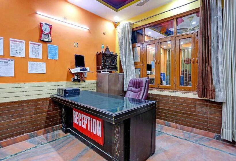 호텔 Spot On 78182 New Sundar