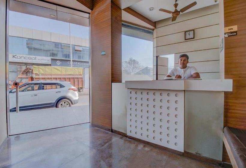 בית מלון כפרי Vaccinated Staff Spot On 78381  Yadgar