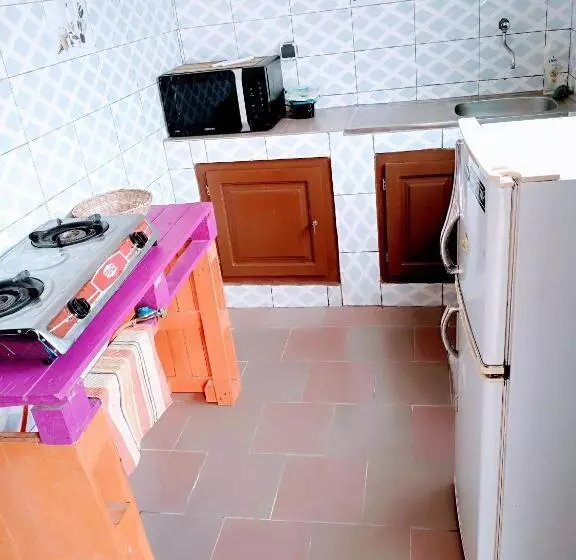 پانسیون Akwa Guesthouse Cotonou