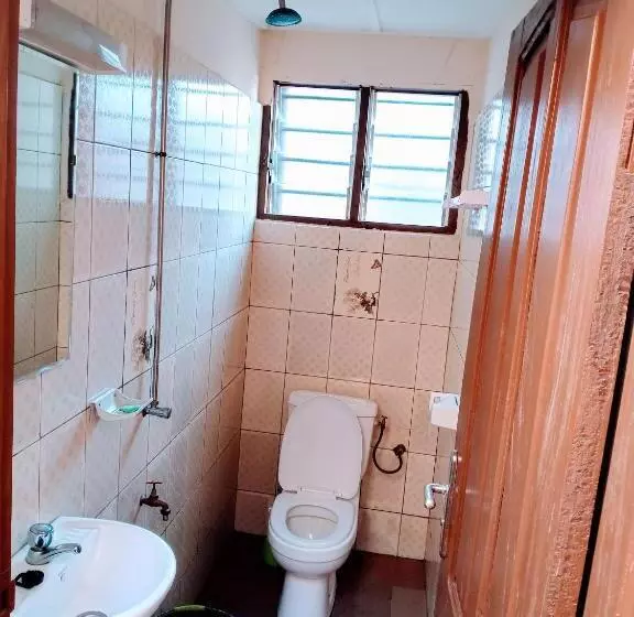 پانسیون Akwa Guesthouse Cotonou